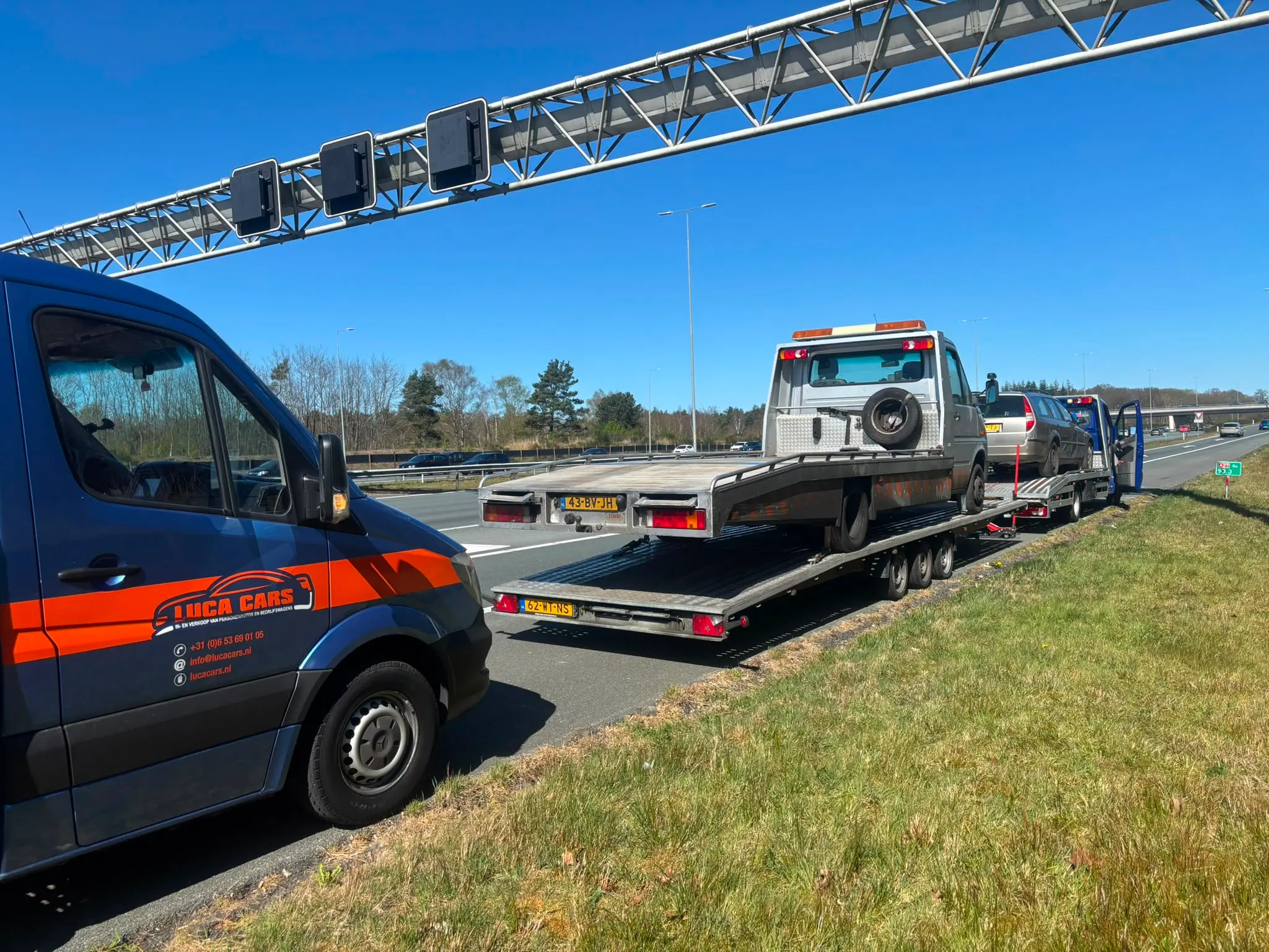 Voertuigtransport en pechhulp langs de snelweg